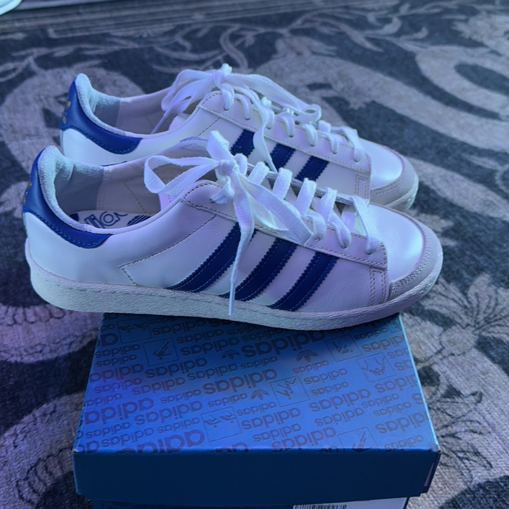 Jabbar lo adidas sneakers (new)